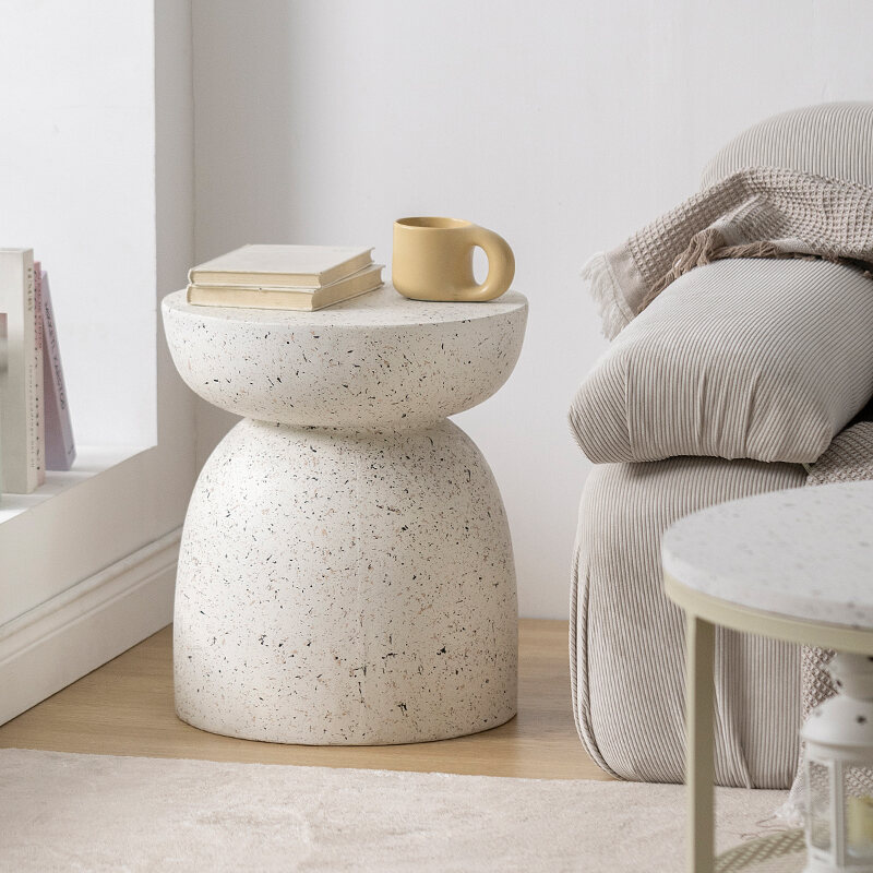 Nordic Designer Side Table Creative B & B Cream Style Sofa Small Coffee Table Art Quiet Style Living Room Light Luxury Side Table